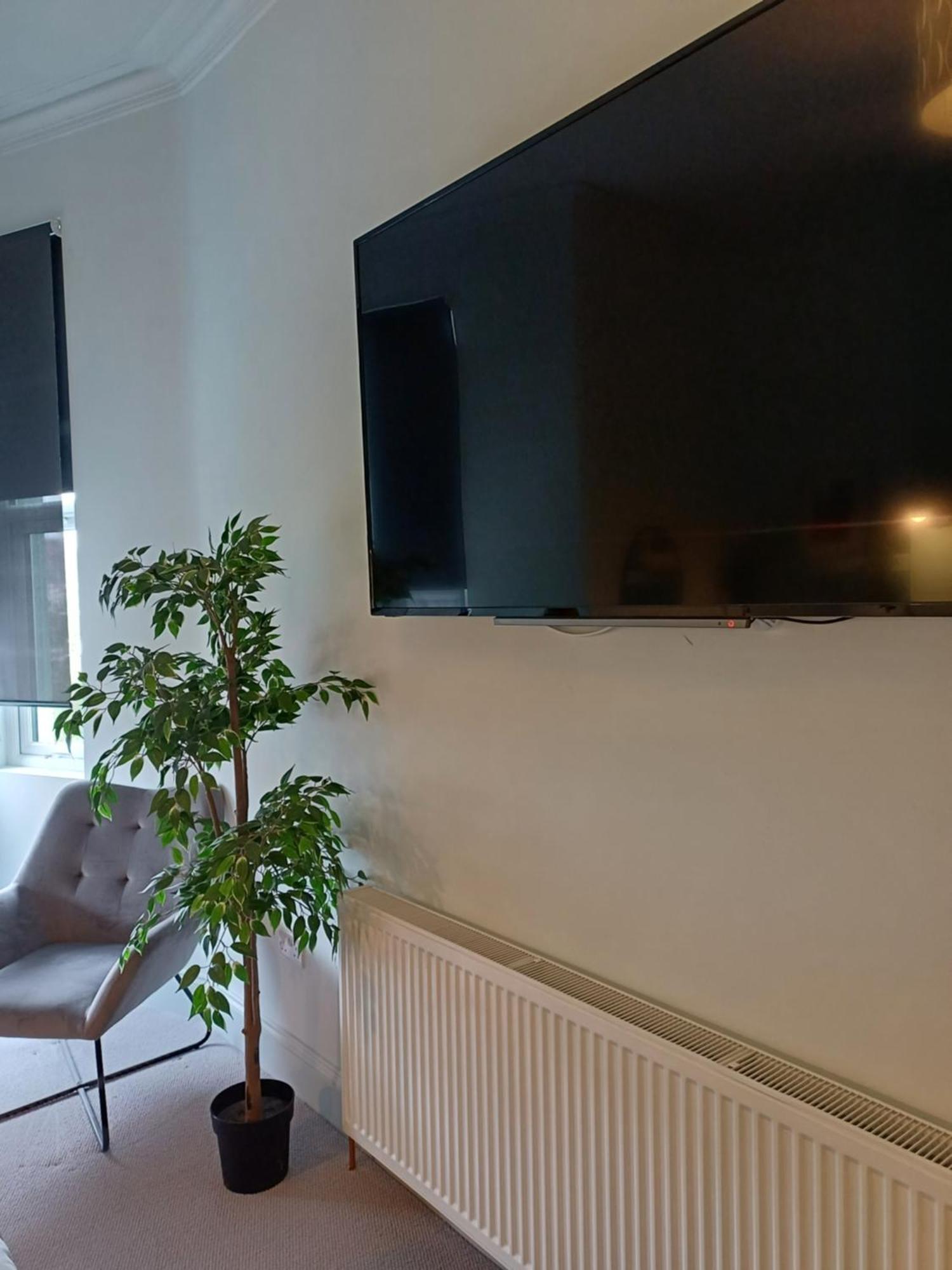 Crescent House Hotel Plymouth Room photo